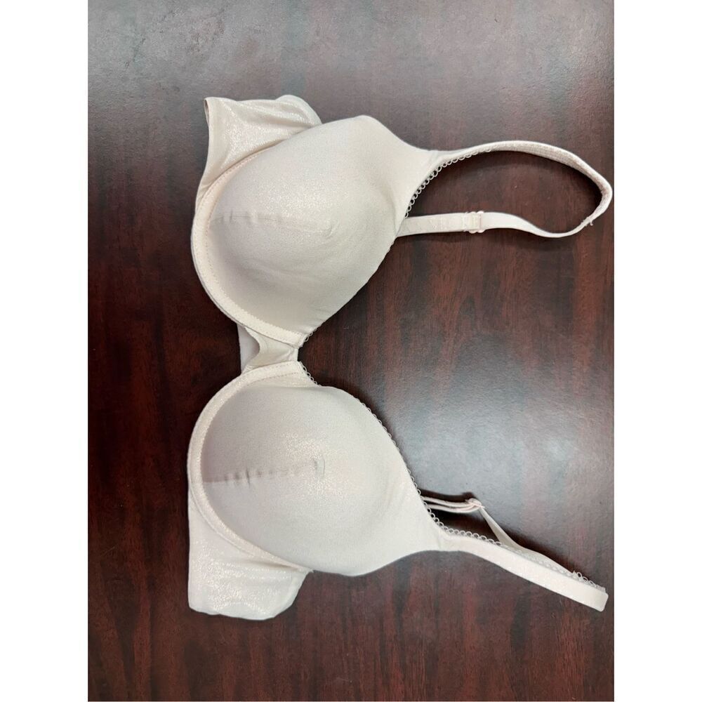 Victoria’s Secret Body By Victoria Lined Perfect Coverage Nude Sparkle Bra 34B